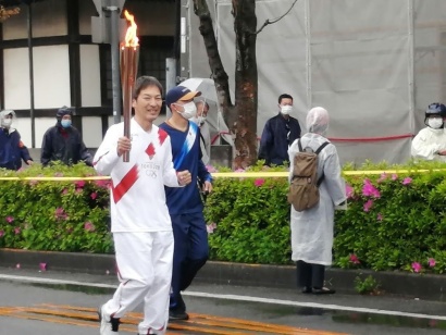 GOFIELD会長の森田が東京2020オリンピックの聖火ランナーで走行