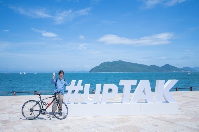 #upTAK モニュメント完成記念撮影会