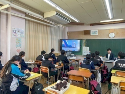 株式会社ゴーフィールドが高松市立玉藻中学校でウェブ制作会社として職業紹介を実施